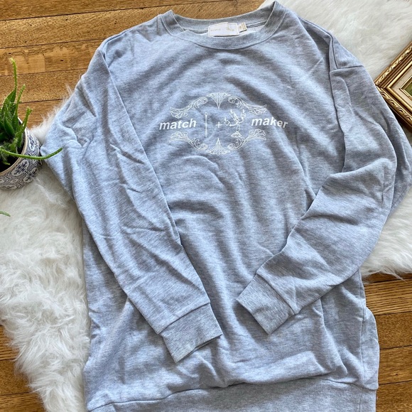 MINKPINK Beauty & the Beast Tunic Sweatshirt - Picture 1 of 4